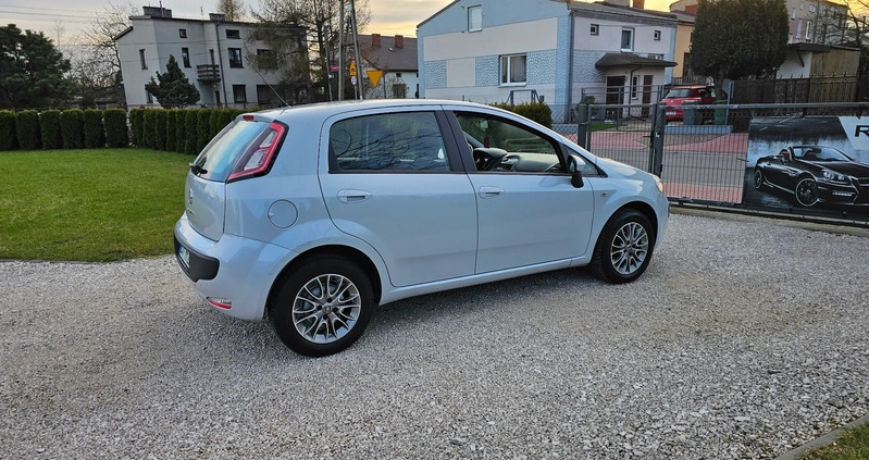 Fiat Punto Evo cena 19700 przebieg: 170000, rok produkcji 2011 z Świecie małe 466